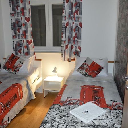 Apartament M & E Vodice Eksteriør bilde