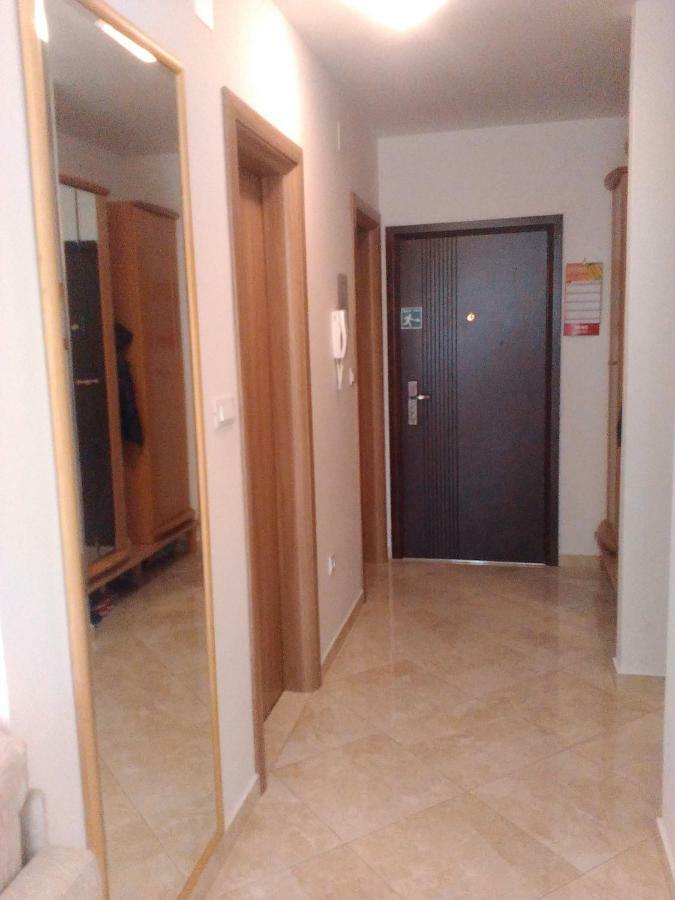 Apartament M & E Vodice Eksteriør bilde