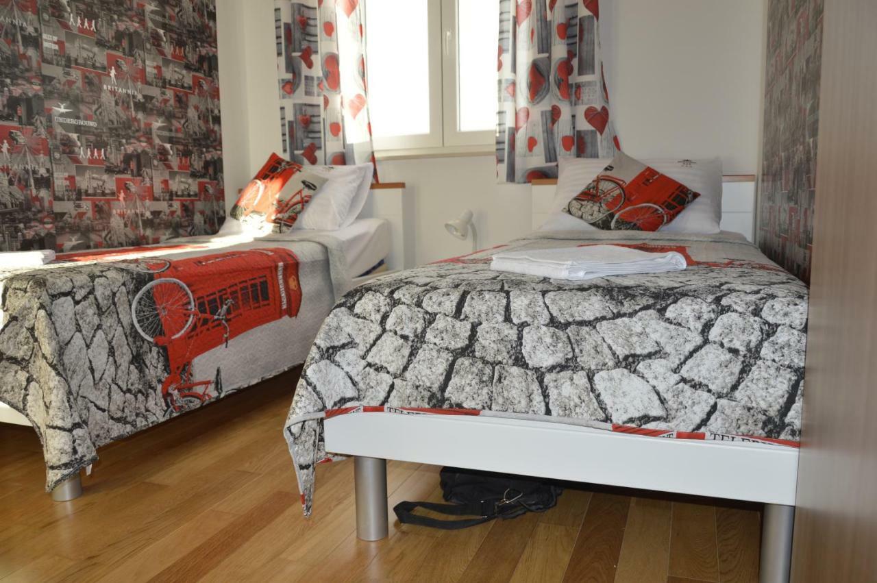 Apartament M & E Vodice Eksteriør bilde