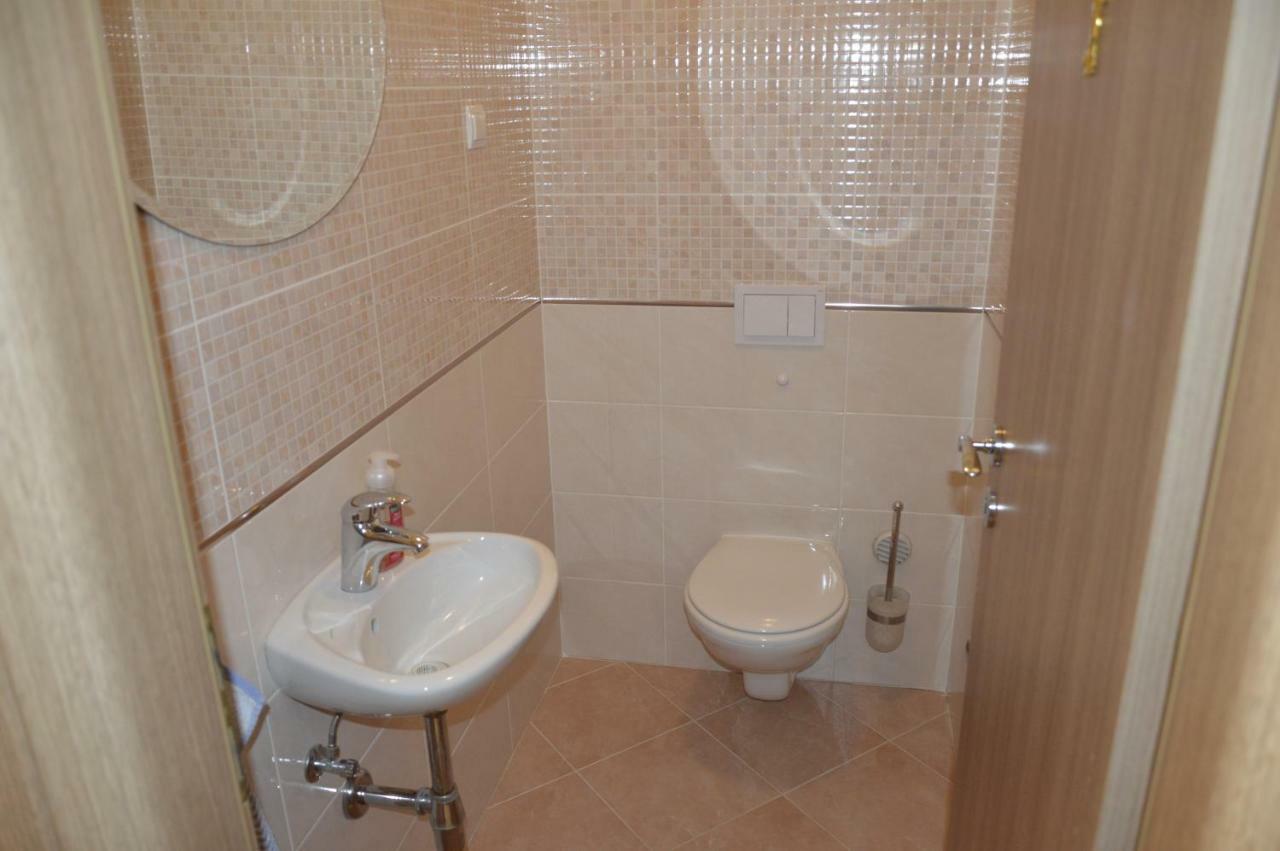 Apartament M & E Vodice Eksteriør bilde