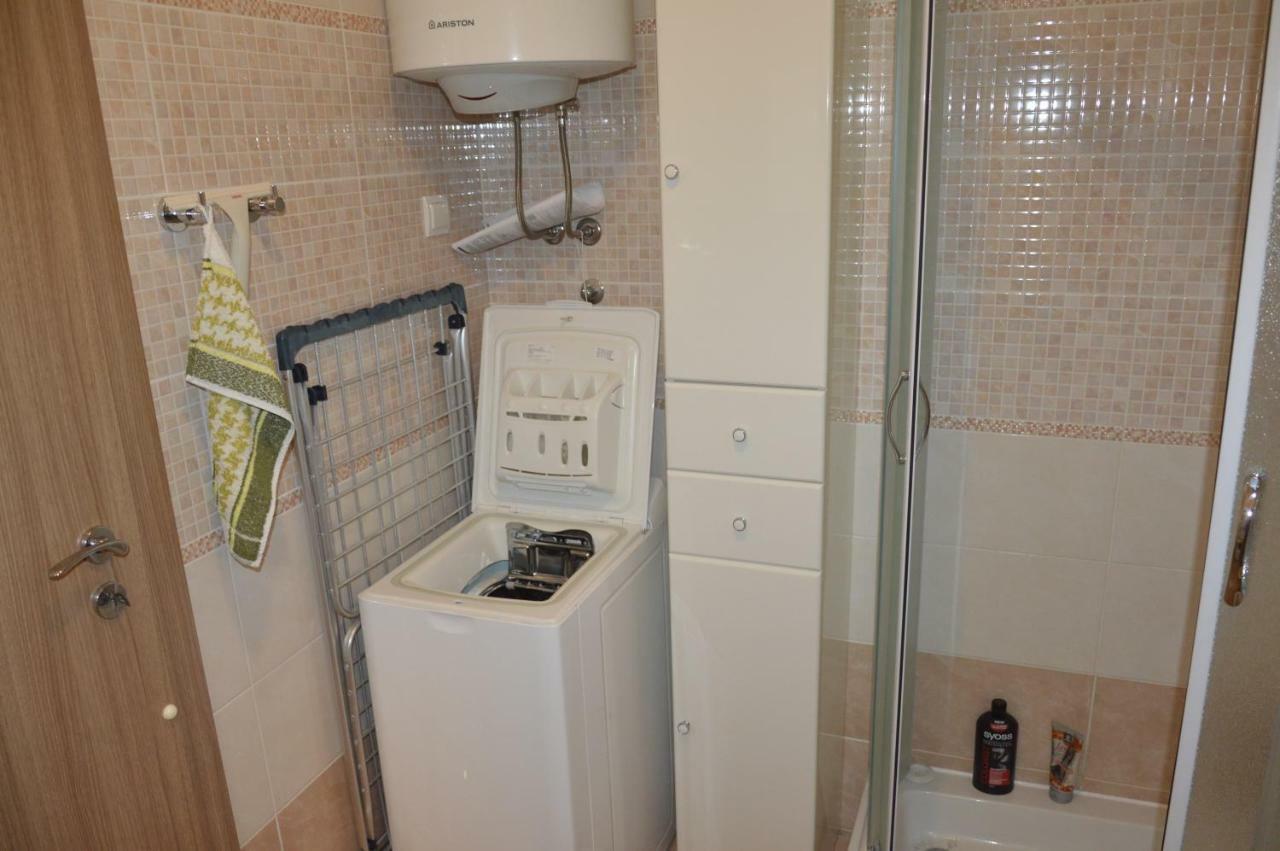 Apartament M & E Vodice Eksteriør bilde